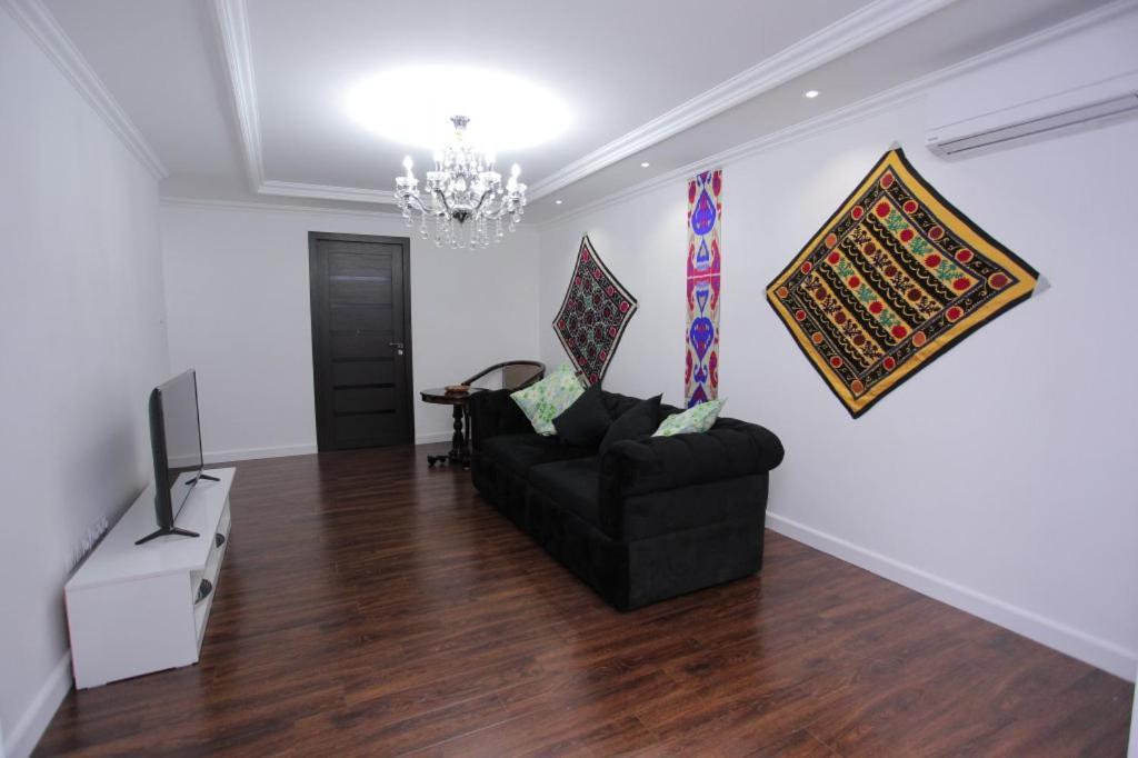 Overlooking Registan Square Luxury 2 Bedrooms Apartment 撒马尔罕 外观 照片